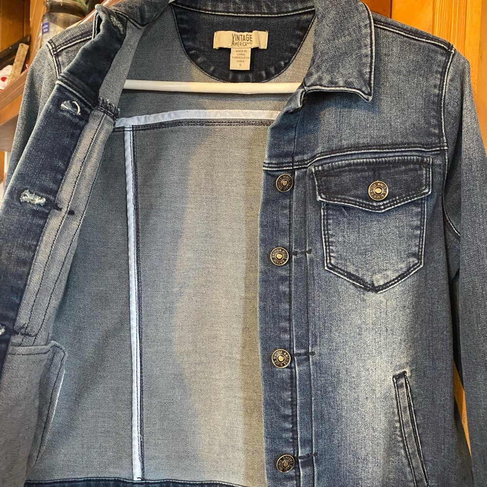 jacket - Picture 2 of 7